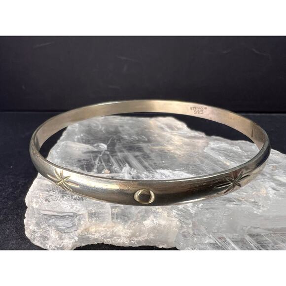 Vintage Sterling Silver Stamped Star & Dot Bangle Bracelet – Size 8.25 - Picture 10 of 12